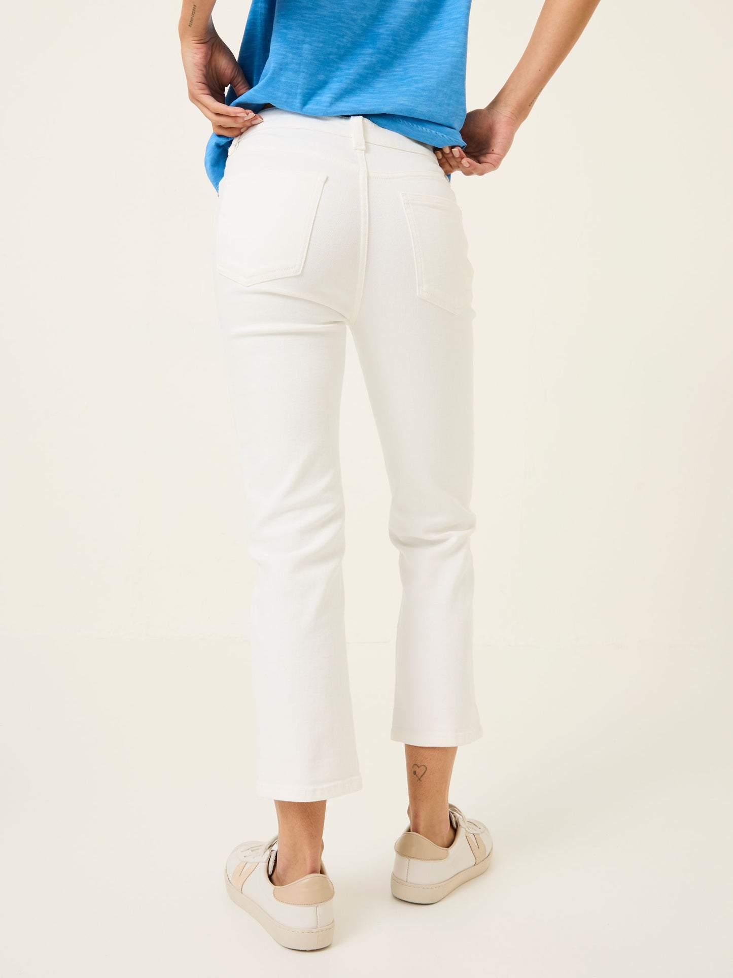 Solexee Casual White Cropped Jeans